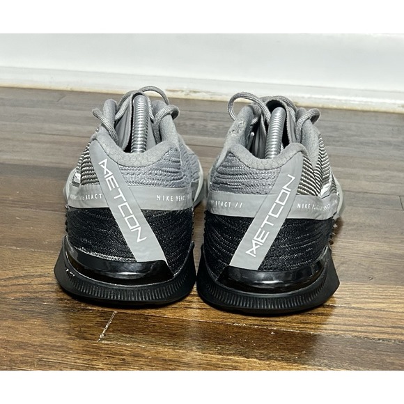 Men's Grey Nike React Metcon Turbo Running Shoes Size 11 Some Damage On One Shoe - Picture 4 of 10